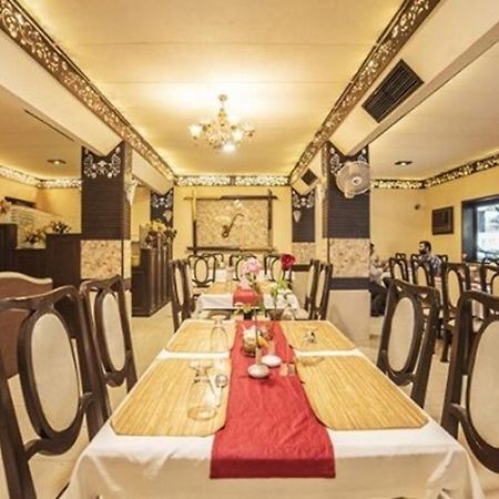 Fabhotel Prime Om Epic Vijay Nagar Indore Buitenkant foto