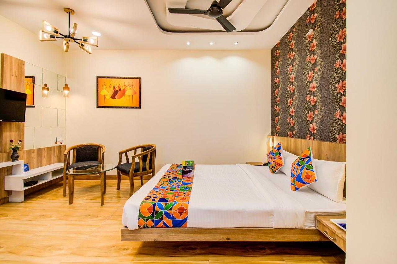 Fabhotel Prime Om Epic Vijay Nagar Indore Buitenkant foto